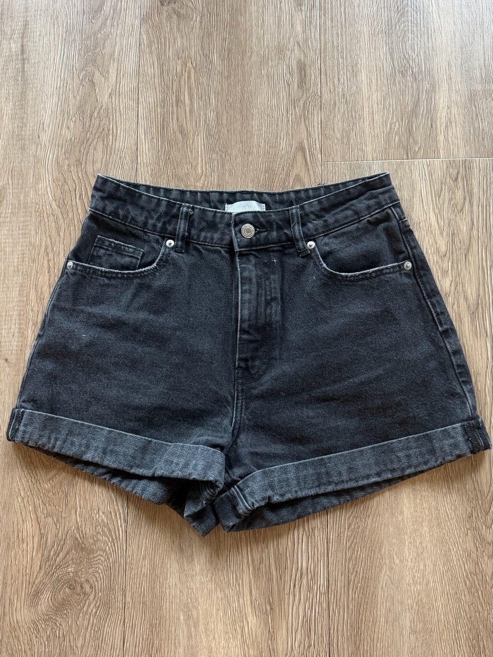 H&M Black Cuffed High-Waist Denim Shorts